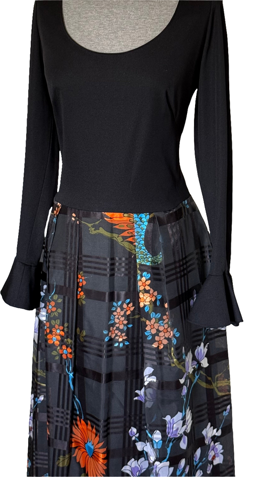Vestido largo estampado oriental • Talla L