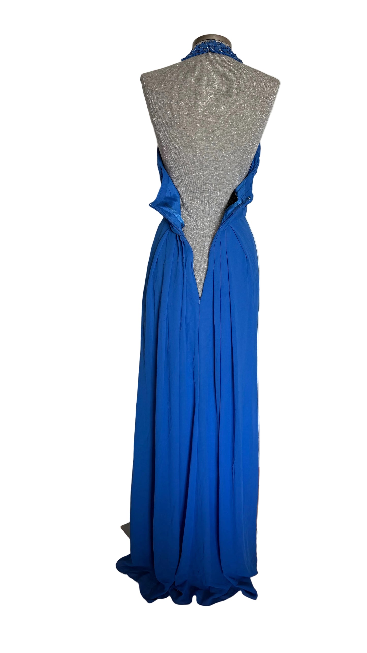 - Vestido halter Pronovias Barcelona • Talla M