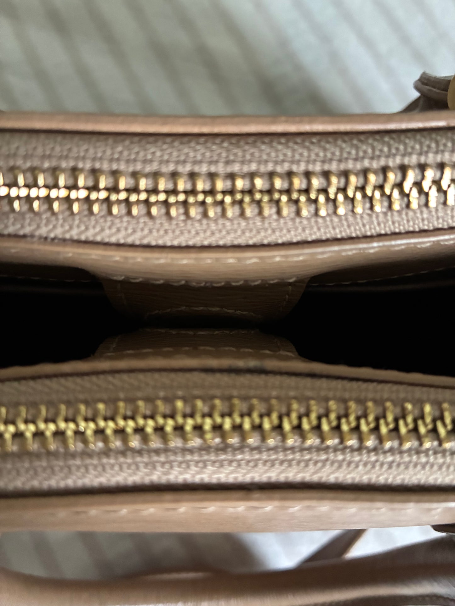 - Bolso satchel Lauren Ralph Lauren