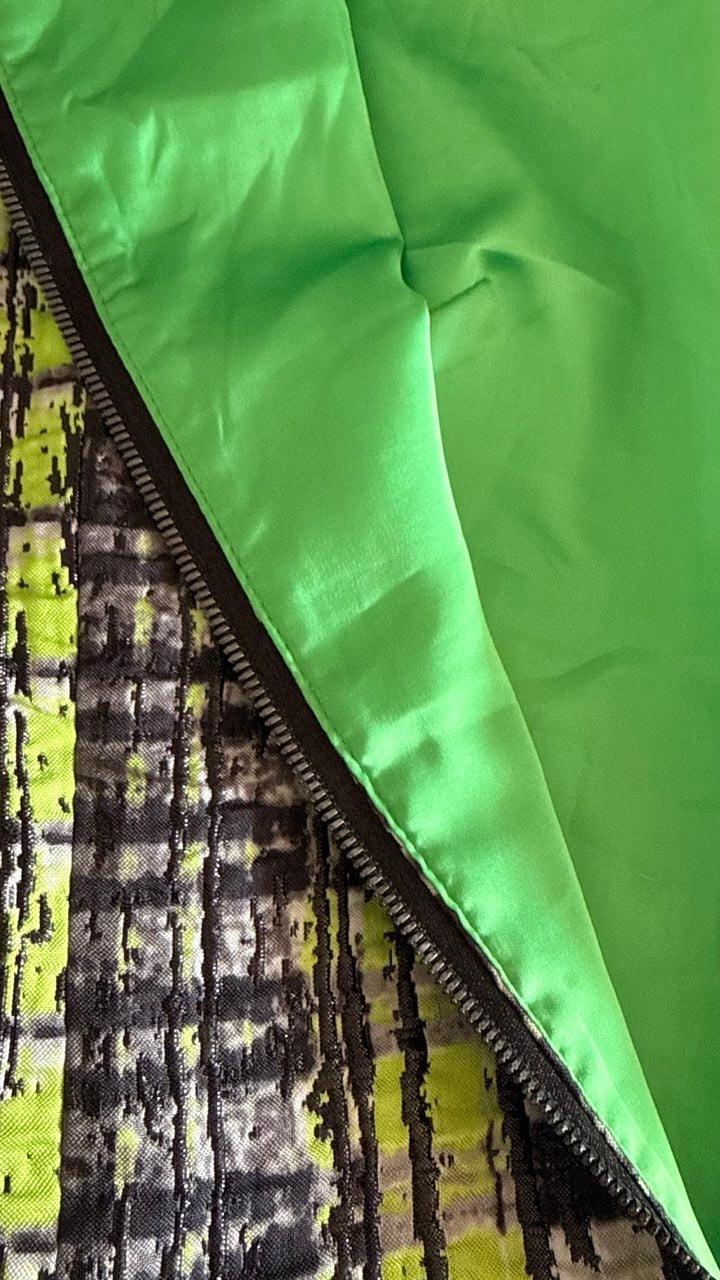 - Vestido  estampado gráfico Elie Tahari • Talla L