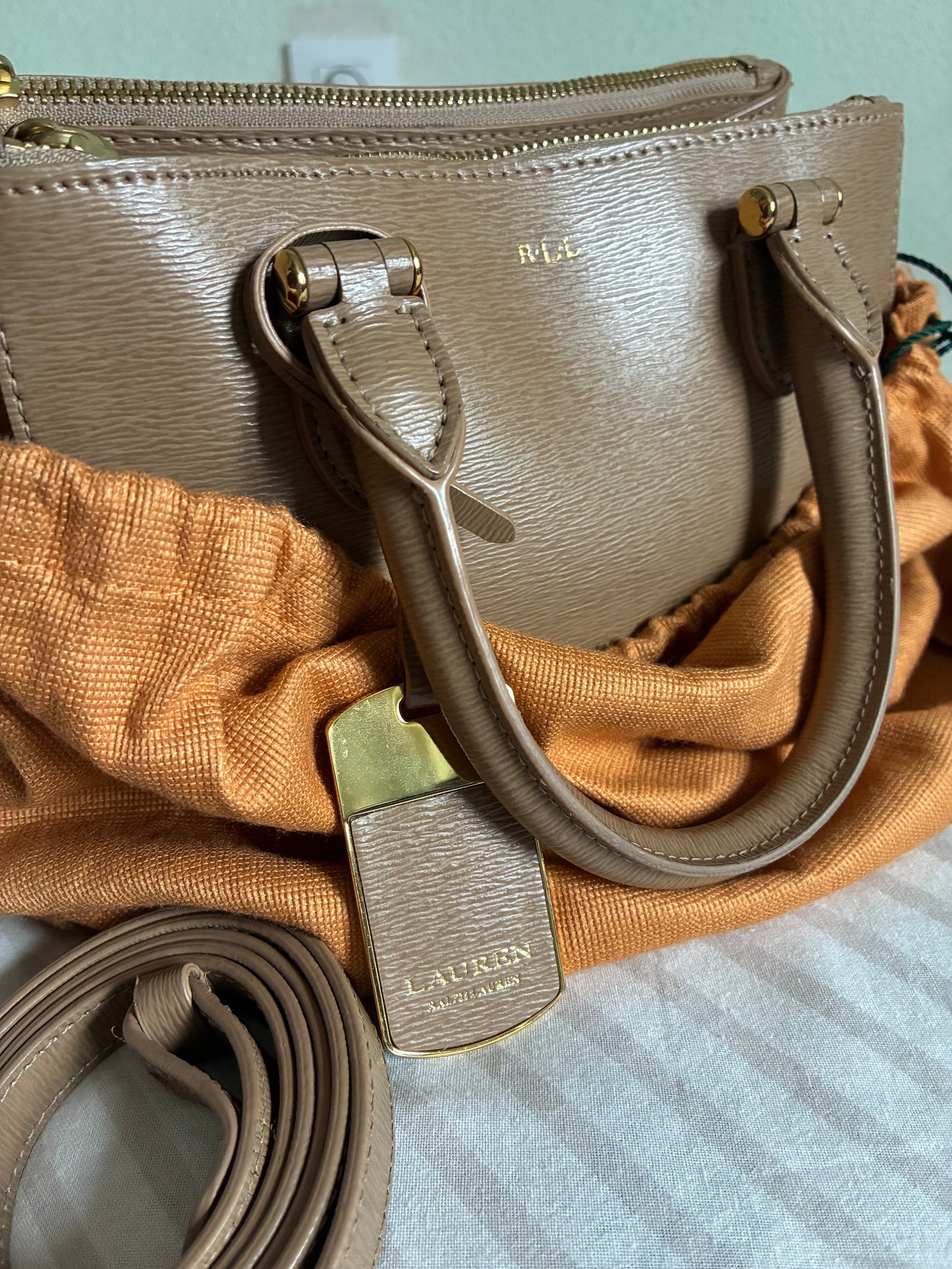 - Bolso satchel Lauren Ralph Lauren