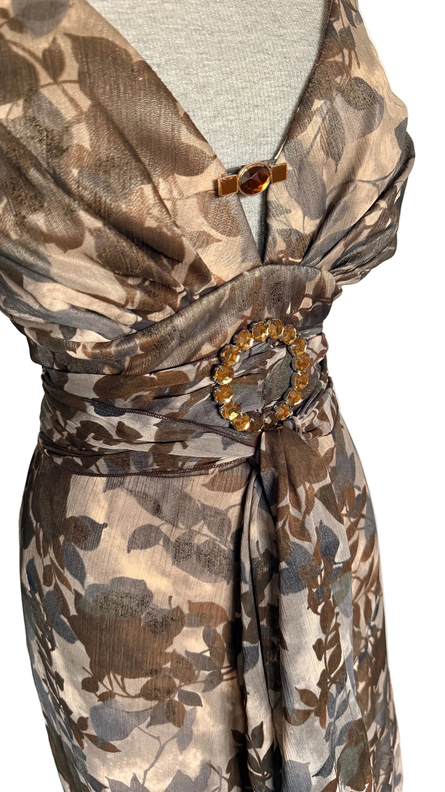 - Vestido largo seda • Talla XXL