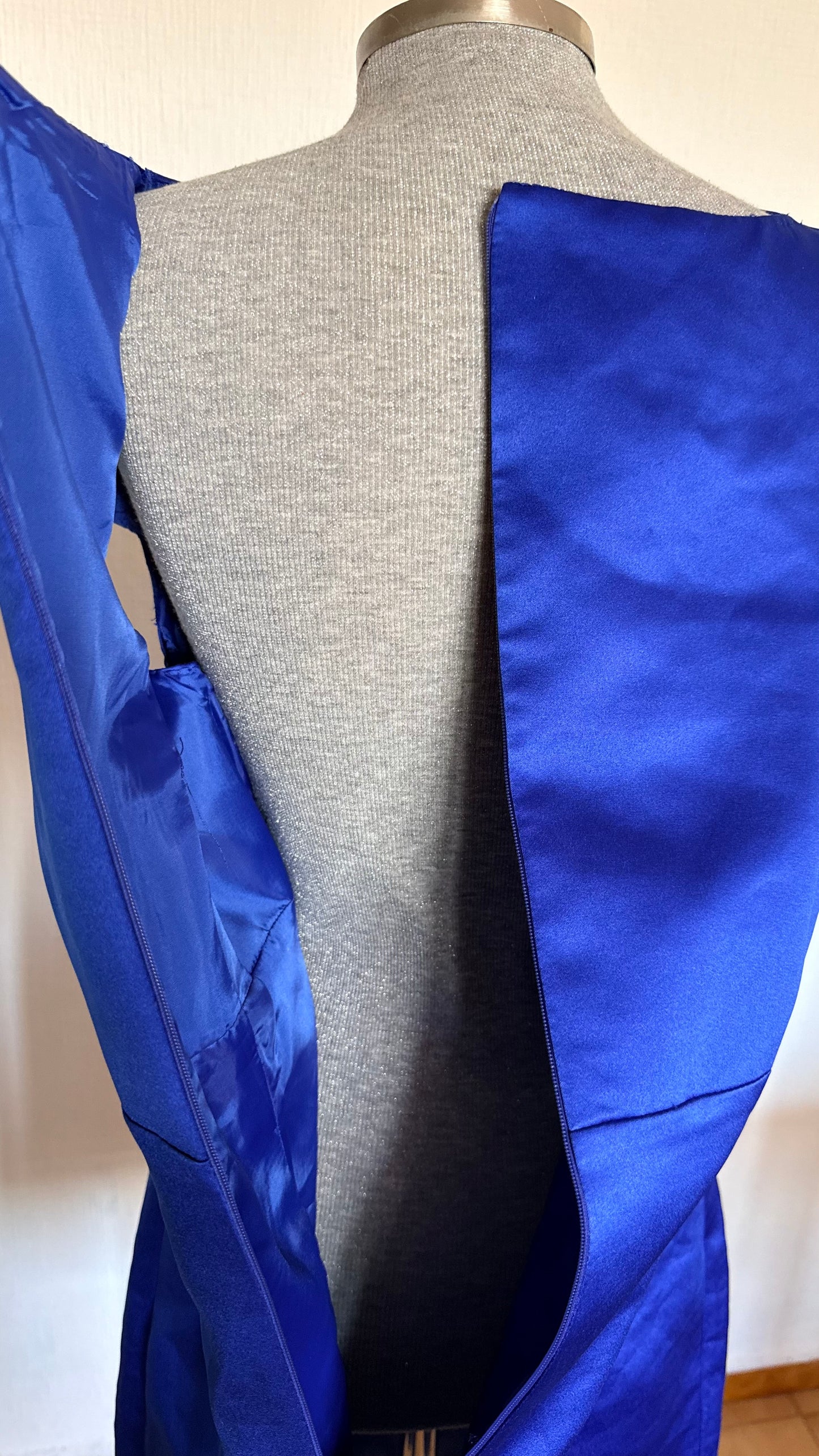 - Vestido satinado Santiago Sánchez • Talla 4XL