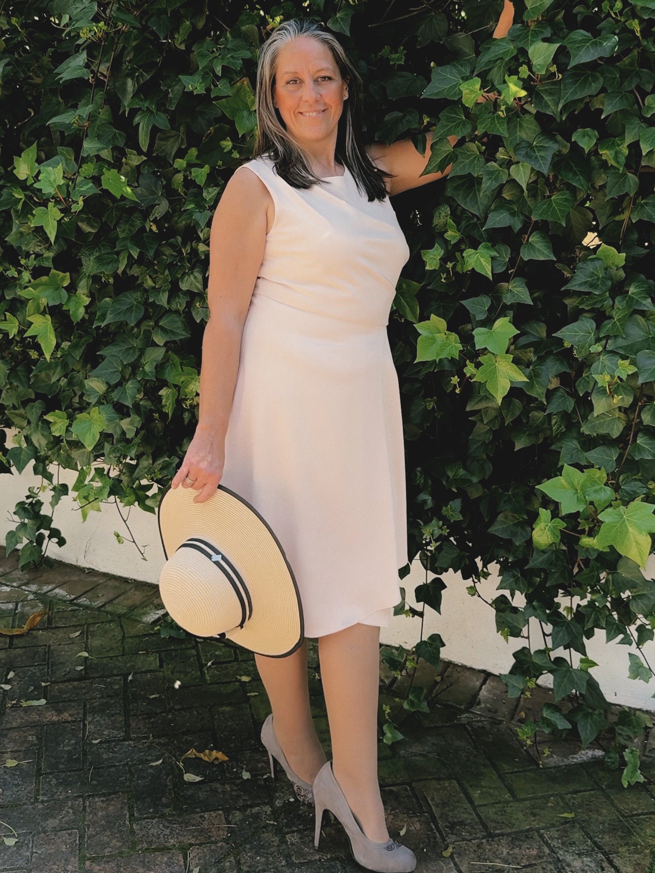 - Vestido crepé musgo Gina Bacconi • Talla XXL
