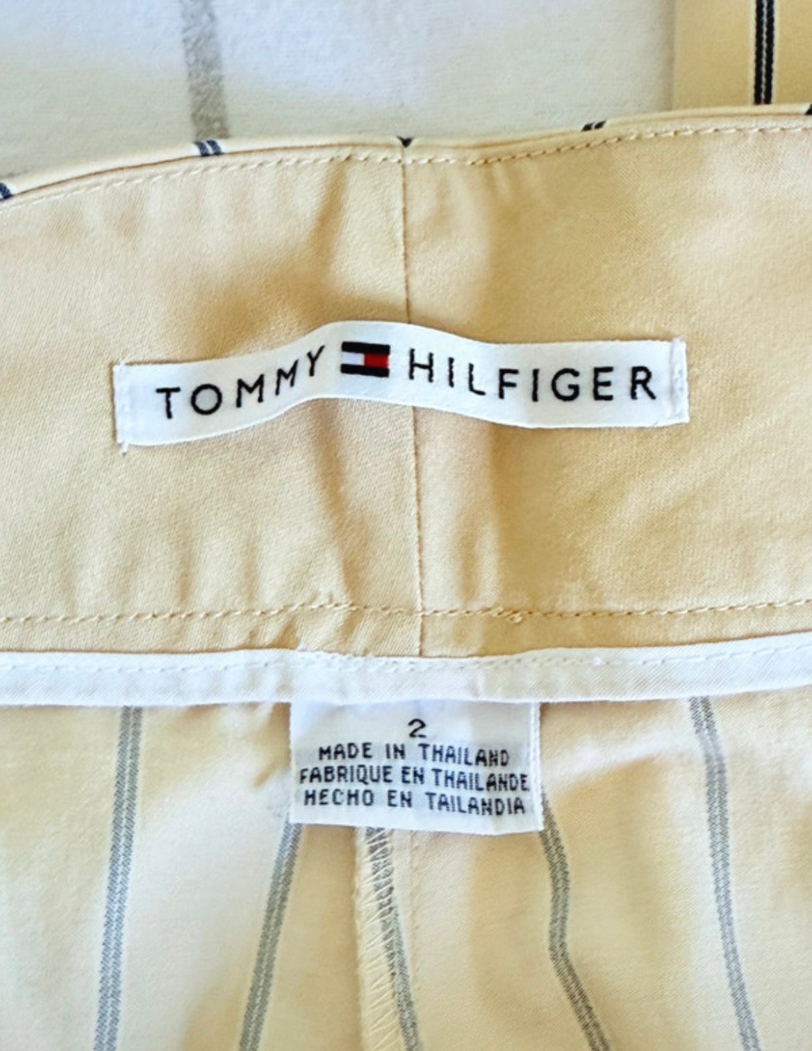 Pantalón vintage Tommy Hilfiger • Talla S