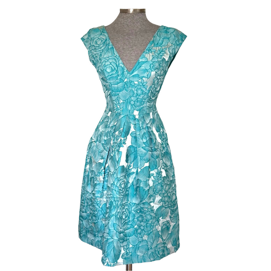 - Vestido brocado floral • Talla XS