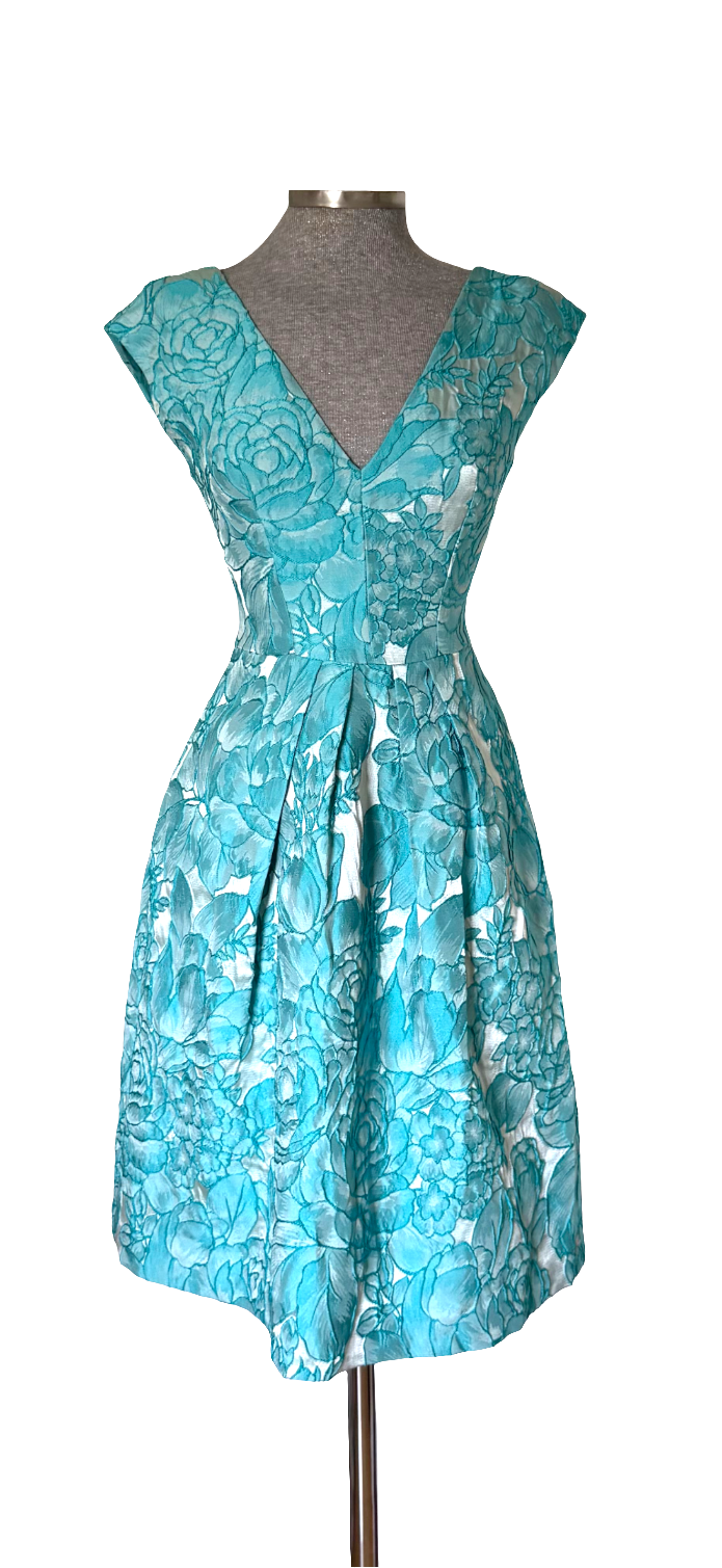 - Vestido brocado floral • Talla XS