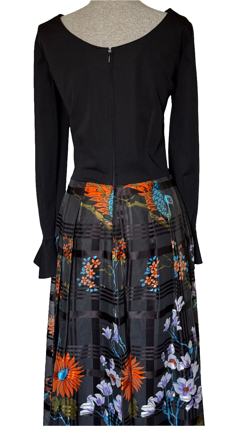 Vestido largo estampado oriental • Talla L