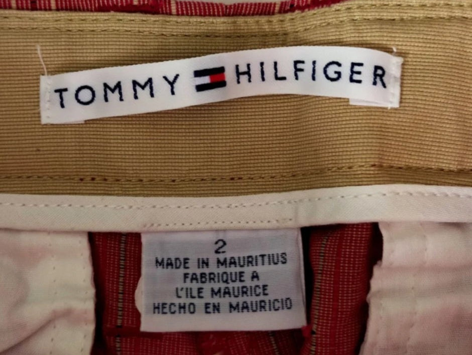 - Pantalón vintage Tommy Hilfiger • Talla S