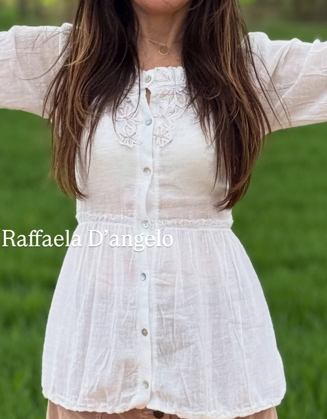 Blusa bordada Raffaela D’Angelo • Talla M