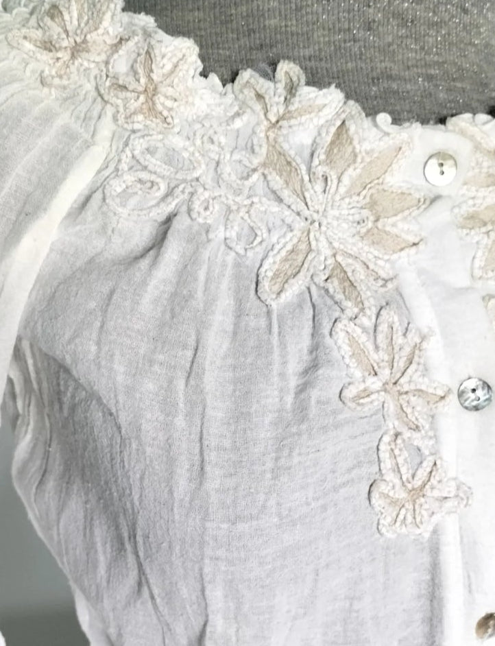 Blusa bordada Raffaela D’Angelo • Talla M