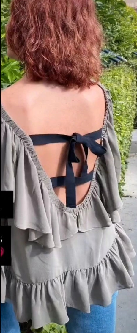 Blusa volantes Intropia • Talla M